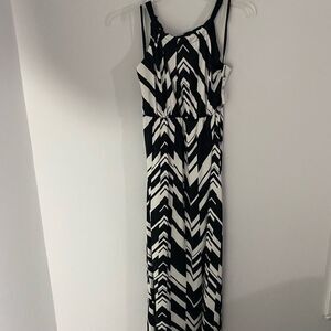 Bcx Women’s Halter Neck Black and White Maxi Dress S
